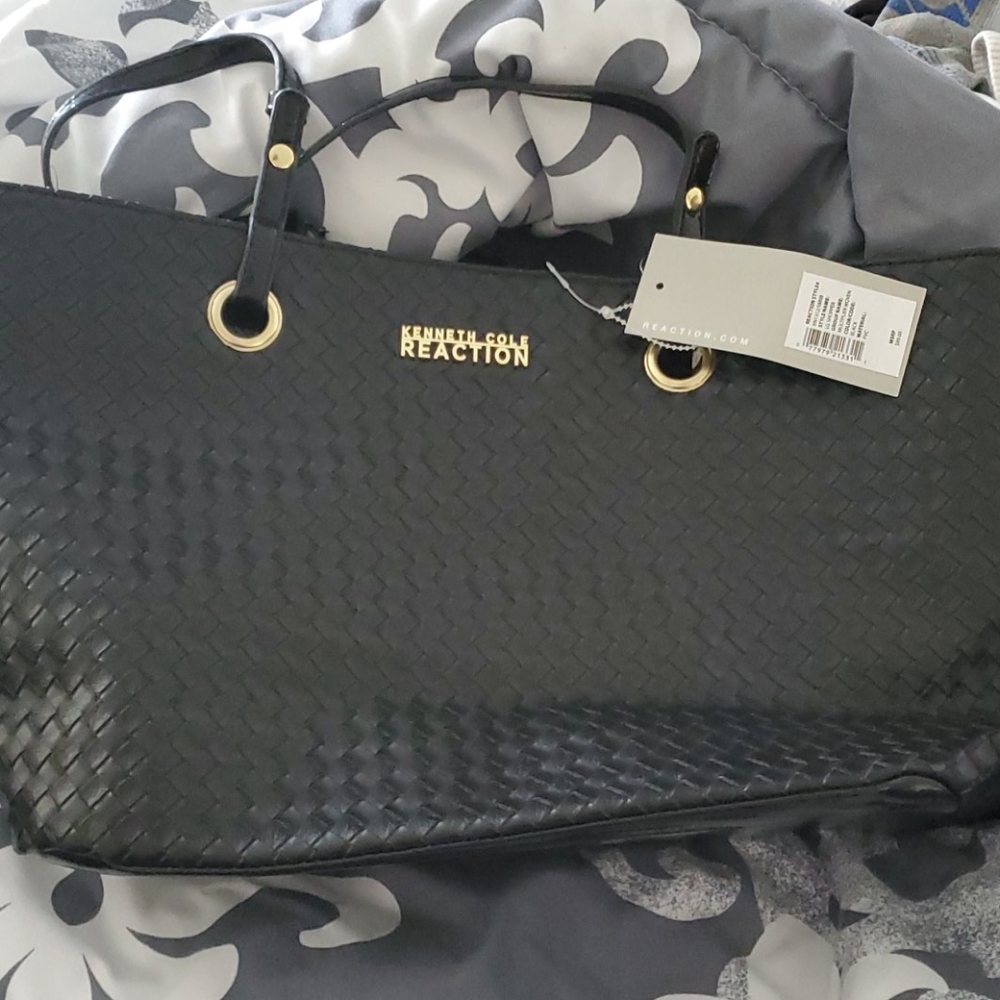 Kenneth Cole purse